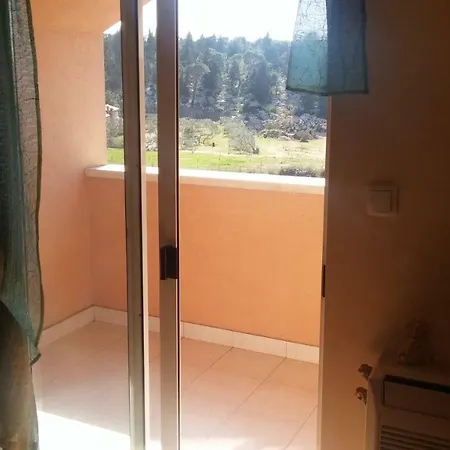 Entire Place In Makarska