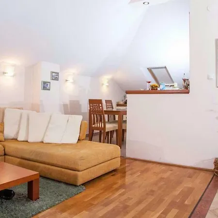 Entire Place In * Makarska
