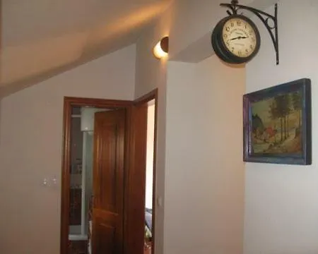 Entire Place In