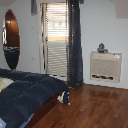 Entire Place In *