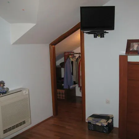 Entire Place In Apartament *